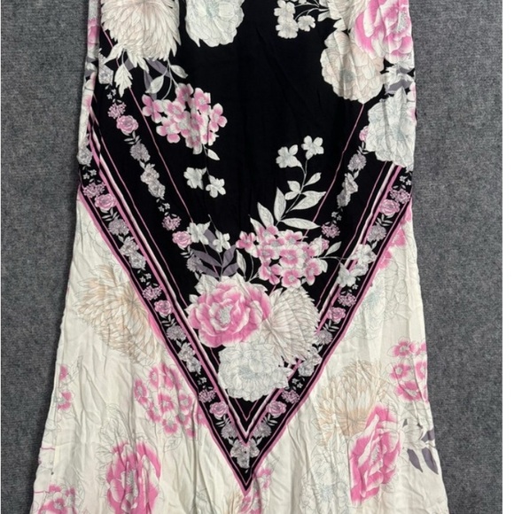 Free People Asymmetrical Skirt in Black and Pink Floral - Picture 5 of 13